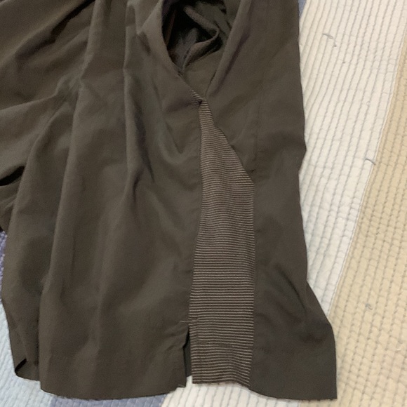 Workout shorts - Picture 2 of 5